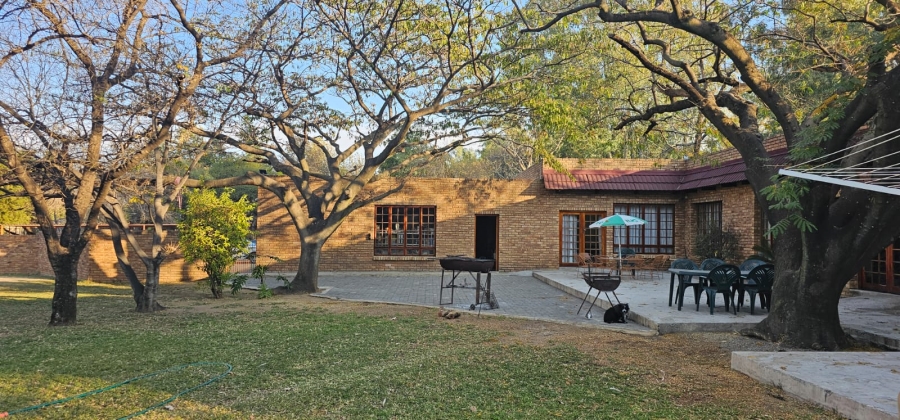 Commercial Property for Sale in Waterglen A H North West